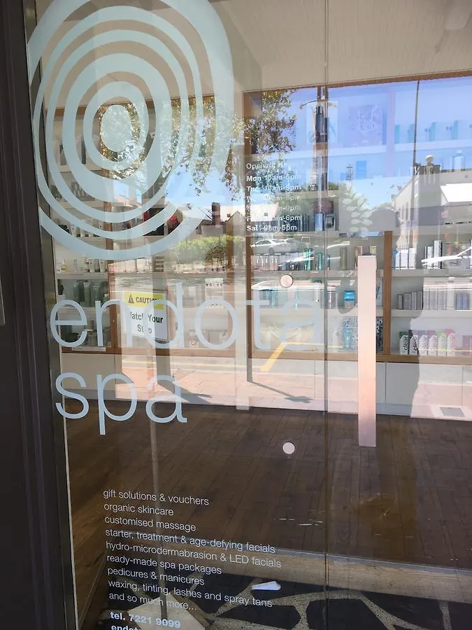Apartment Adelaide Style Accommodation-Close To City-North Adelaide-3 Bdrm- Free Parking