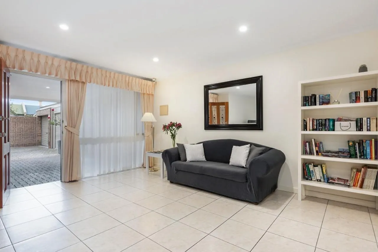 Apartment Adelaide Style Accommodation-Close To City-North Adelaide-3 Bdrm- Free Parking Australia